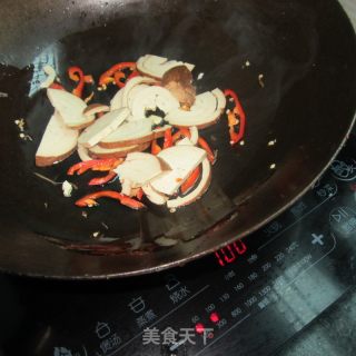 蒜香尖椒卤肉卤豆腐的做法步骤：4