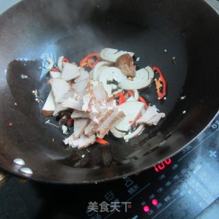 蒜香尖椒卤肉卤豆腐的做法步骤：5