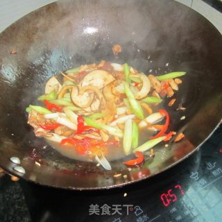 蒜香尖椒卤肉卤豆腐的做法步骤：10