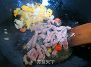 肉丝炒米粉的做法步骤：4
