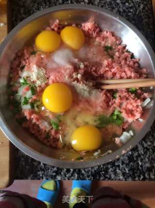 洋葱火腿鸡蛋饼的做法步骤：3