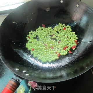 青豆鸡蛋瘦肉汤的做法步骤：4