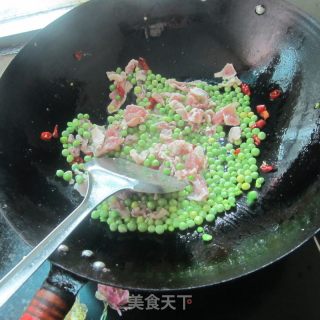 青豆鸡蛋瘦肉汤的做法步骤：7
