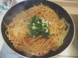 超级下饭菜—酸辣土豆丝的做法步骤：11