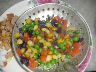千岛酱炒饭的做法步骤：3