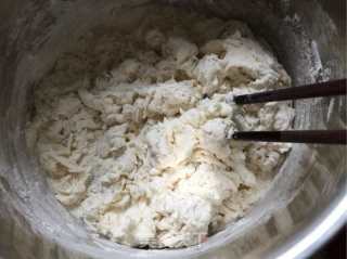 葱油咸味烧饼的做法步骤：2