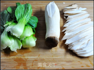 蚝油杏鲍菇的做法步骤：1