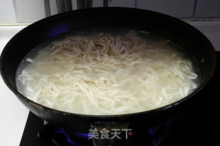 青椒肉丝炒面的做法步骤：3