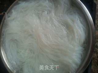 粉蒸蛤蜊的做法步骤：2