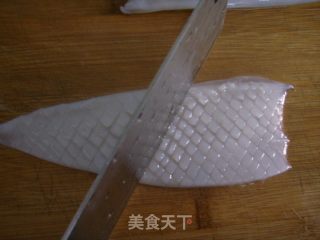 xo酱爆鲜鱿的做法步骤：7
