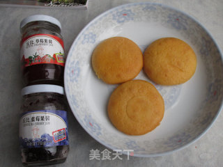 奶油果酱三明治蛋糕的做法步骤：1