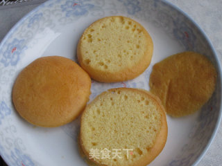 奶油果酱三明治蛋糕的做法步骤：2