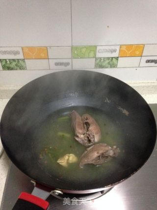 白切猪心的做法步骤：4