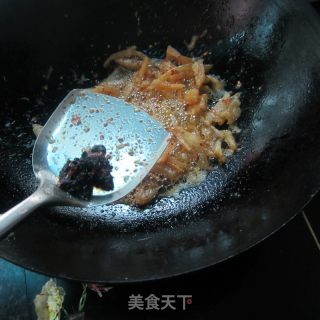 麻辣风干鱼丝的做法步骤：8