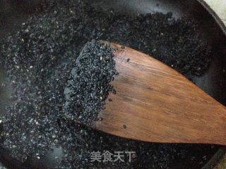 自制纯黑芝麻酱——绝对零添加的营养黑酱的做法步骤：5