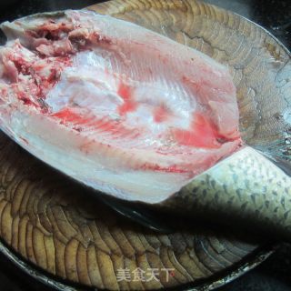 白胡椒豆腐鱼汤的做法步骤：1