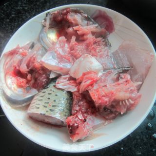 白胡椒豆腐鱼汤的做法步骤：2