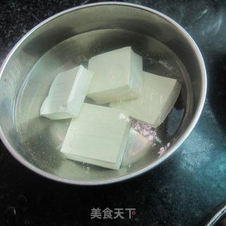 白胡椒豆腐鱼汤的做法步骤：3
