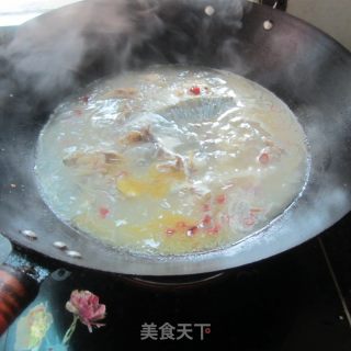 白胡椒豆腐鱼汤的做法步骤：12