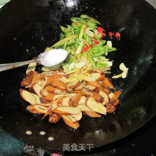 辣炒素鸡的做法步骤：5