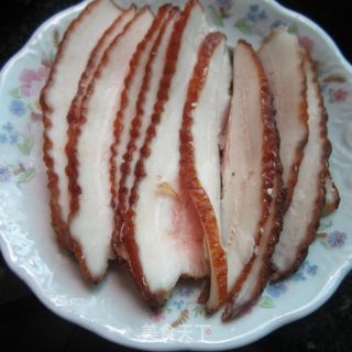 咸萝卜大蒜炒东坡肉的做法步骤：1