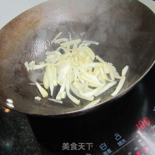 咸萝卜大蒜炒东坡肉的做法步骤：5