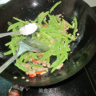 干煸四季豆的做法步骤：10