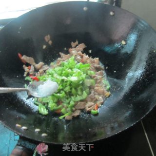 蒜米豆角炒肉的做法步骤：8