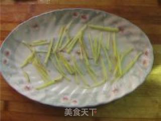 清蒸金鳟鱼的做法步骤：3