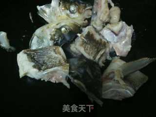 腊八菜-豆豉焖鱼头的做法步骤：5