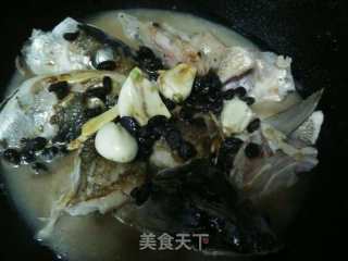 腊八菜-豆豉焖鱼头的做法步骤：8