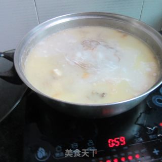 胖鱼头煮粉丝的做法步骤：13