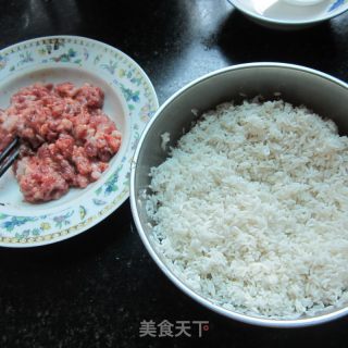 猪肉糯米灌小肠的做法步骤：2