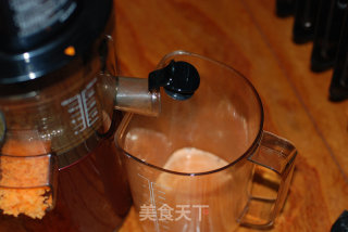 胡萝卜香蕉汁的做法步骤：4