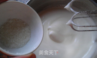 酸梅戚风蛋糕的做法步骤：8