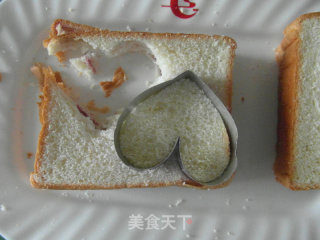 爱心果酱三明治的做法步骤：5