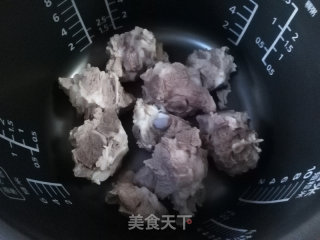 萝卜猪骨汤的做法步骤：4