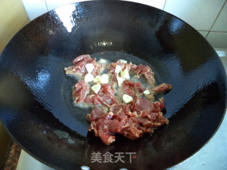鲜冬菇炒牛肉的做法步骤：4