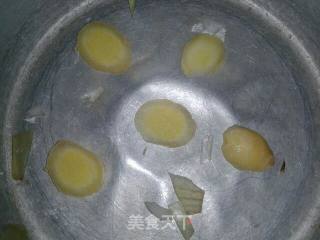 酱汁焖鸡的做法步骤：4
