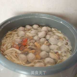呀呀家的鲜香面汤的做法步骤：2