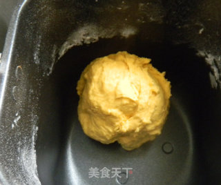 三色土司的做法步骤：1