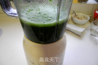 牛肉菠菜面的做法步骤：2