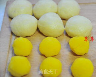 爱意浓浓的心形奶黄包的做法步骤：6