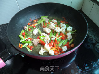 芹菜鱿鱼卷的做法步骤：10
