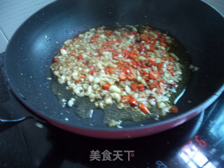 米椒蒜爆虾的做法步骤：7