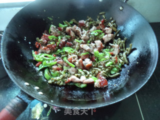 咸豆角腊翅膀的做法步骤：9