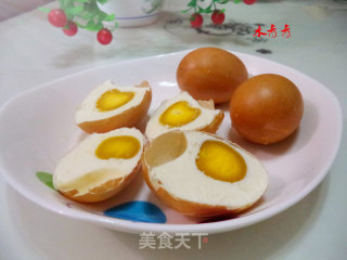 酱香咸蛋的做法步骤：12