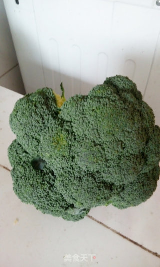 宝宝辅食-西兰花米糊的做法步骤：1