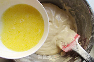 华丽奶油杯子蛋糕迎羊年的做法步骤：8