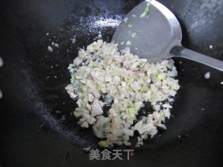 榨菜肉末火烧的做法步骤：5